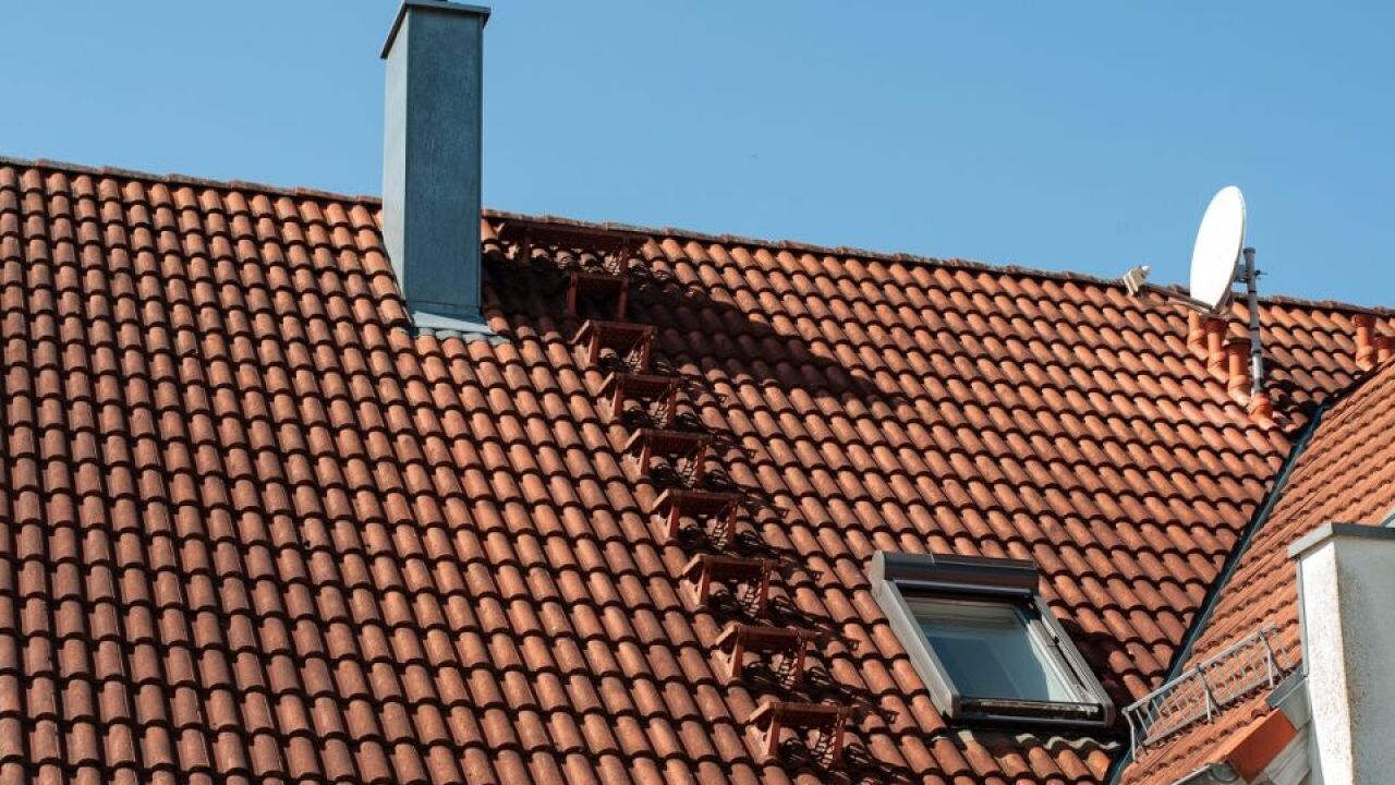 Zalety i wady blachodachówki jako rodzaju pokrycia dachowego