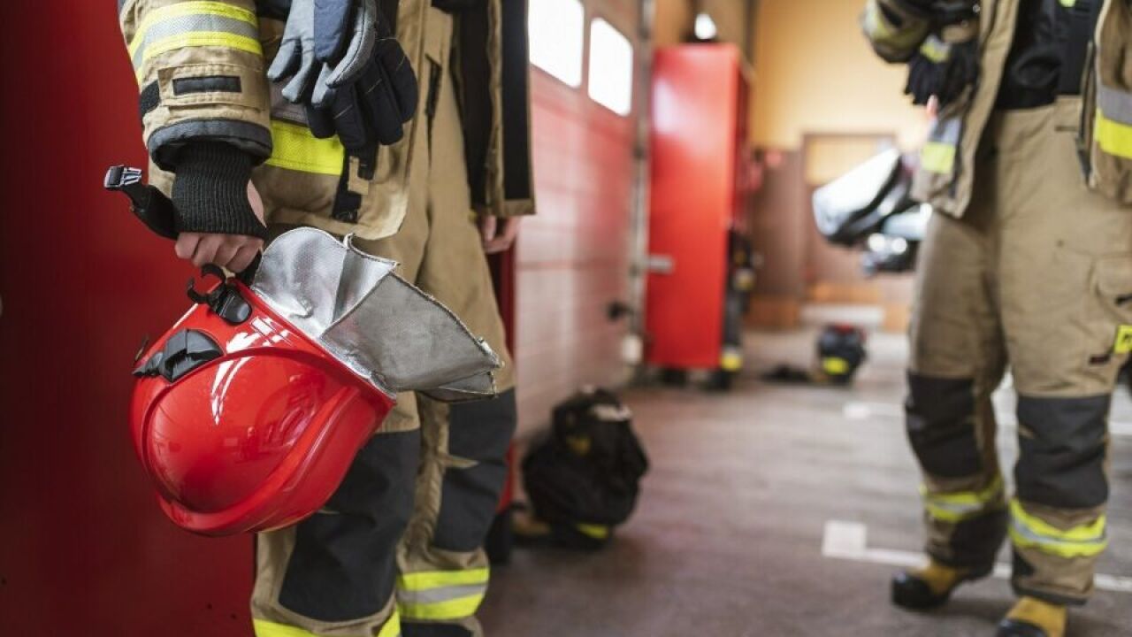 Jaki jest idealny wybór maski gazowej dla strażaka?