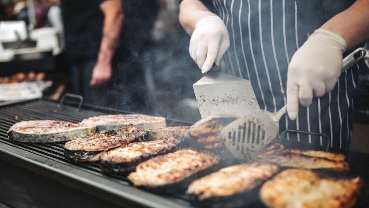 Jak dbać o grill w restauracji, aby służył przez wiele lat?