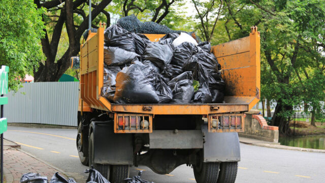 Różnice w stawce za wywóz śmieci między poszczególnymi gminami