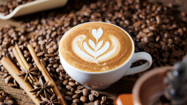 Korzyści zdrowotne płynące z picia kawy naturalnej