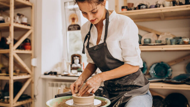 Warsztaty ceramiczne jako forma spędzenia wspólnego czasu dla rodzica i dziecka