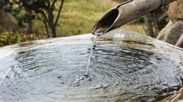 Jak dbać o czystość zbiornika retencyjnego na deszczówkę? Praktyczne porady i wskazówki