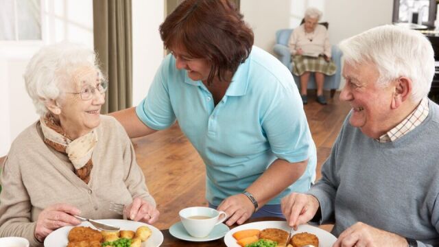 Czy otoczenie i rekreacja są ważne podczas wyboru domu opieki dla osób starszych?