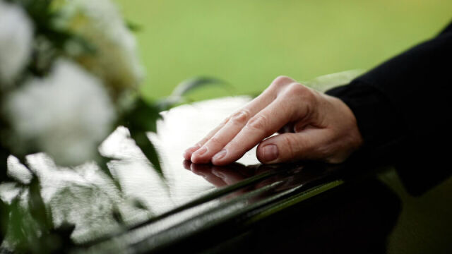 Innowacje w branży pogrzebowej: jak technologia podnosi jakość usług