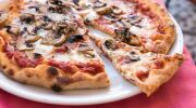 Najlepsze restauracje z prawdziwą włoską pizzą – gdzie ich szukać?